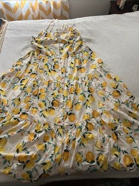H&M White Maxi Dress with Yellow Lemon Print